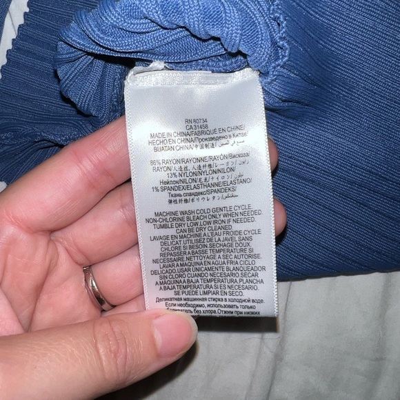 BCBGMAXAZRIA Blue Off-Shoulder Ribbed Top “RISA” - Picture 5 of 6